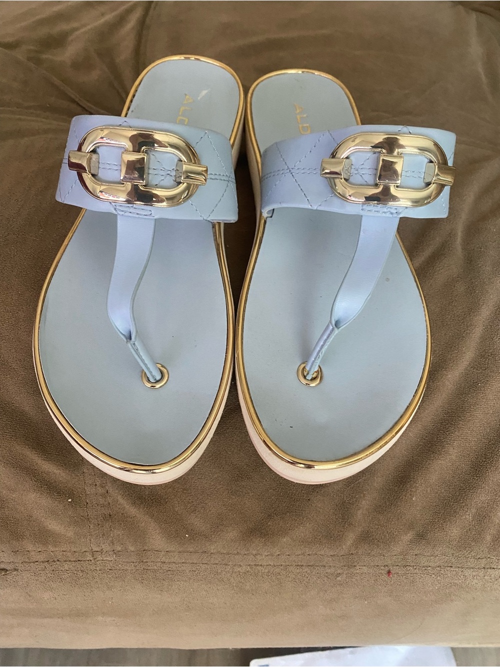 NWOT Aldo Baby Blue Leather Thong Sandals with Gold Hardware ~ 6